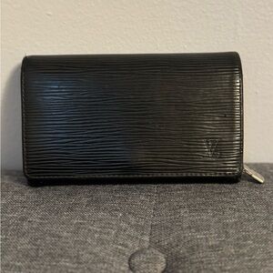 Louis Vuitton Epi Bifold Wallet